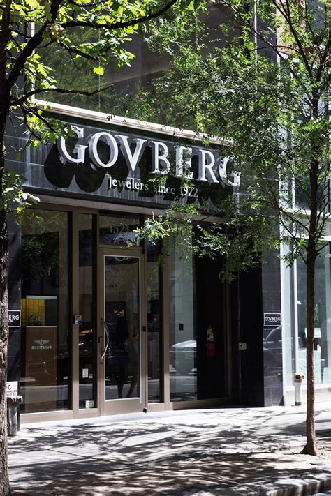 GOVBERG JEWELERS .